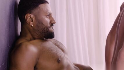 Hung Twinks Bareback XXL Dicks